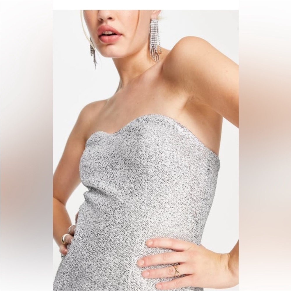 NWT NEVER WORN Topshop textured metallic strapless mini dress in silver